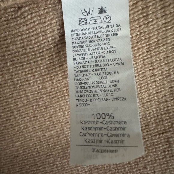 🔥last call! 100% cashmere cape of Italian brand Stefanel - Picture 3 of 7